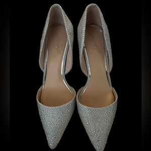 Jewel Badgley Mischka Elegant Silver Women's Shoes